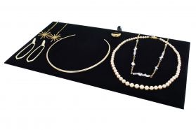 Retail Jewelry and Watch Displays | Page 8 of 10